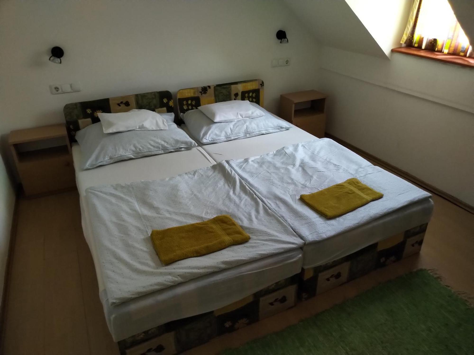 Reteshaz Strudelhaus Apartmanhaz Vonyarcvashegy Εξωτερικό φωτογραφία