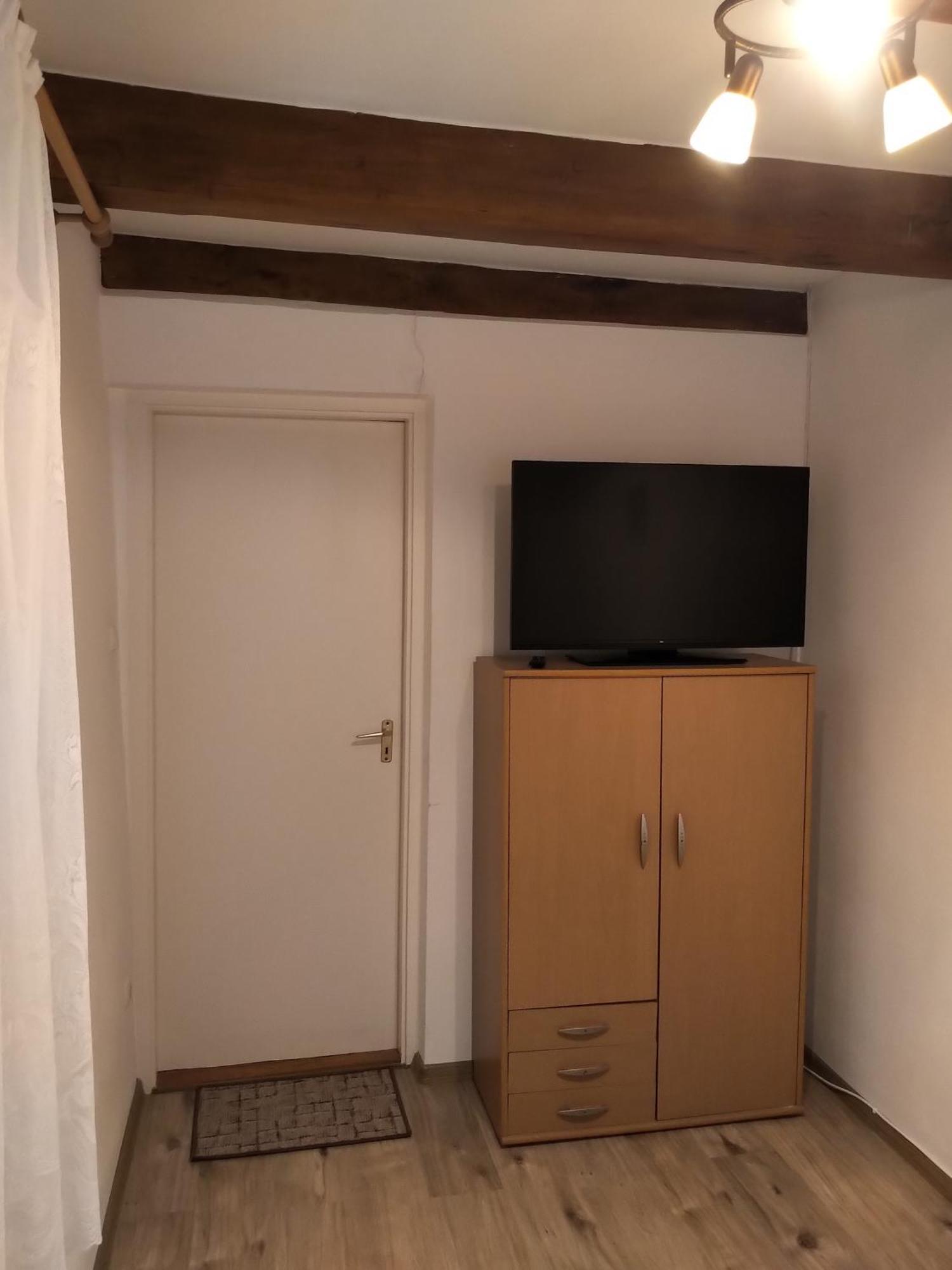 Reteshaz Strudelhaus Apartmanhaz Vonyarcvashegy Εξωτερικό φωτογραφία