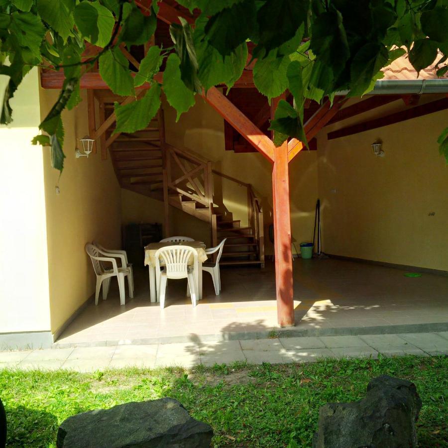 Reteshaz Strudelhaus Apartmanhaz Vonyarcvashegy Εξωτερικό φωτογραφία