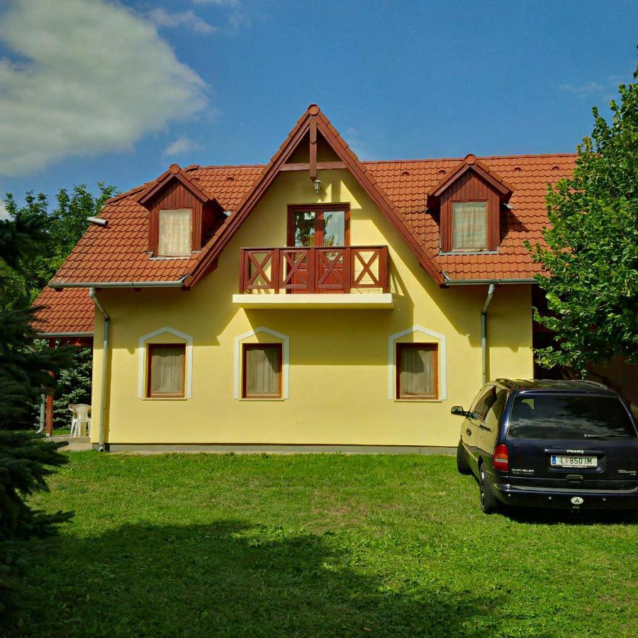 Reteshaz Strudelhaus Apartmanhaz Vonyarcvashegy Εξωτερικό φωτογραφία